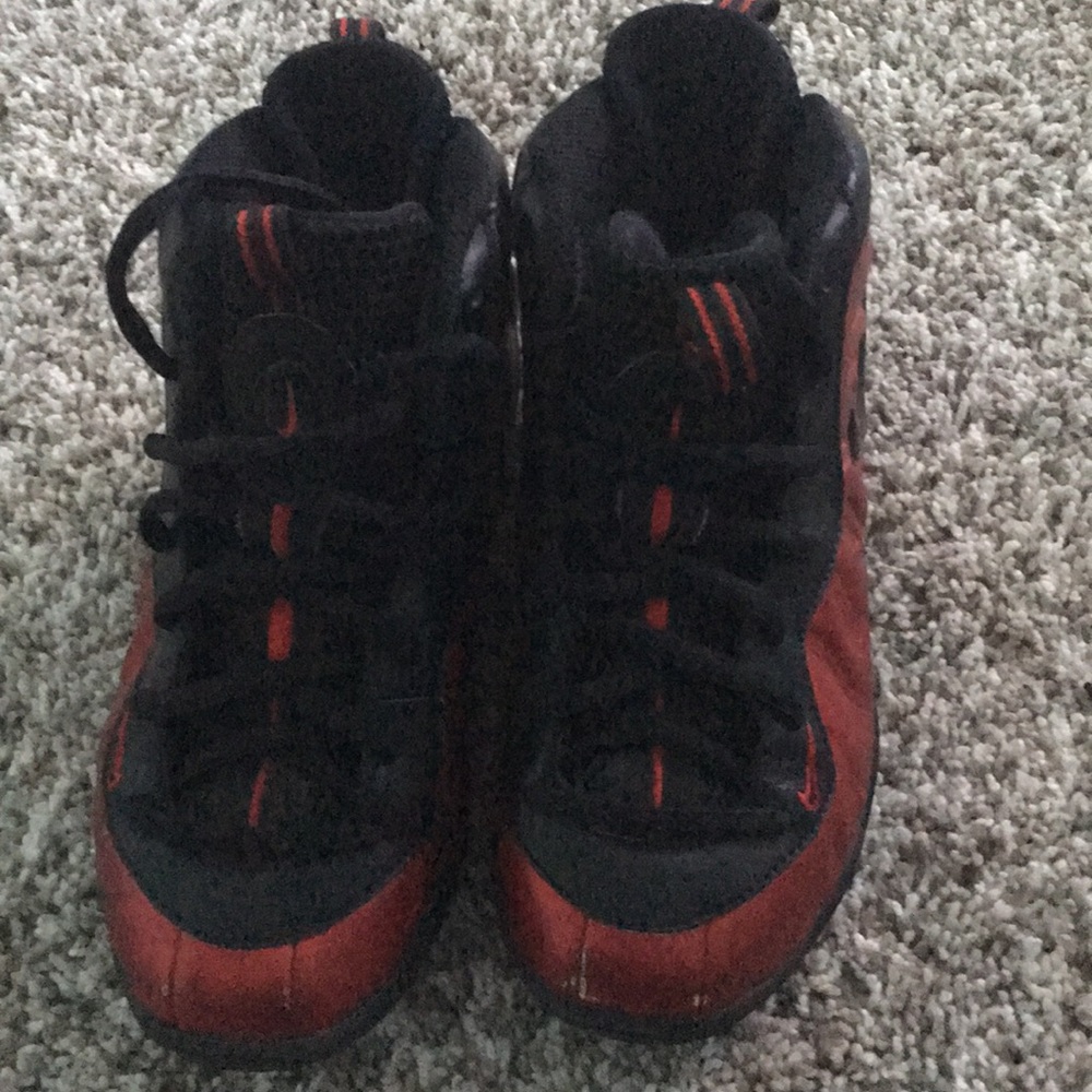 Red foamposites size 2Y